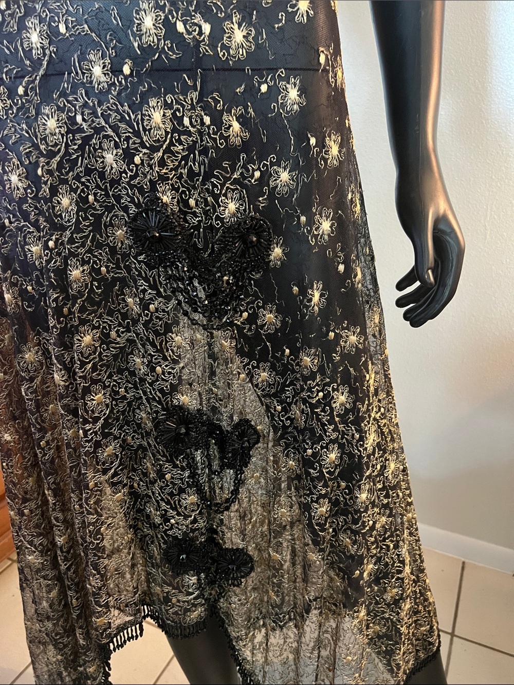 VNT Black Embroidered Lace Beaded High-Low Flapper Speakeasy Dress 1900-1920s